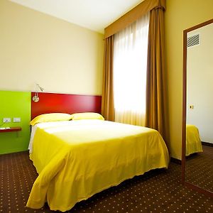Camera standard con letto queen size